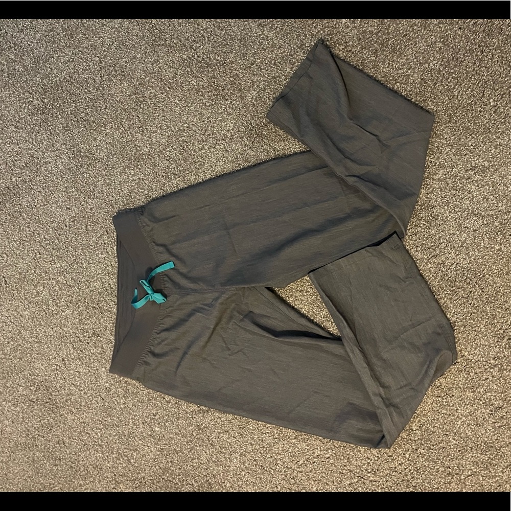 Figs size small technical collection